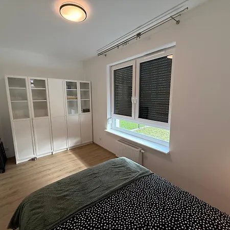 Apartment Przepiorki Z Ogrodem I Garazem Stettin